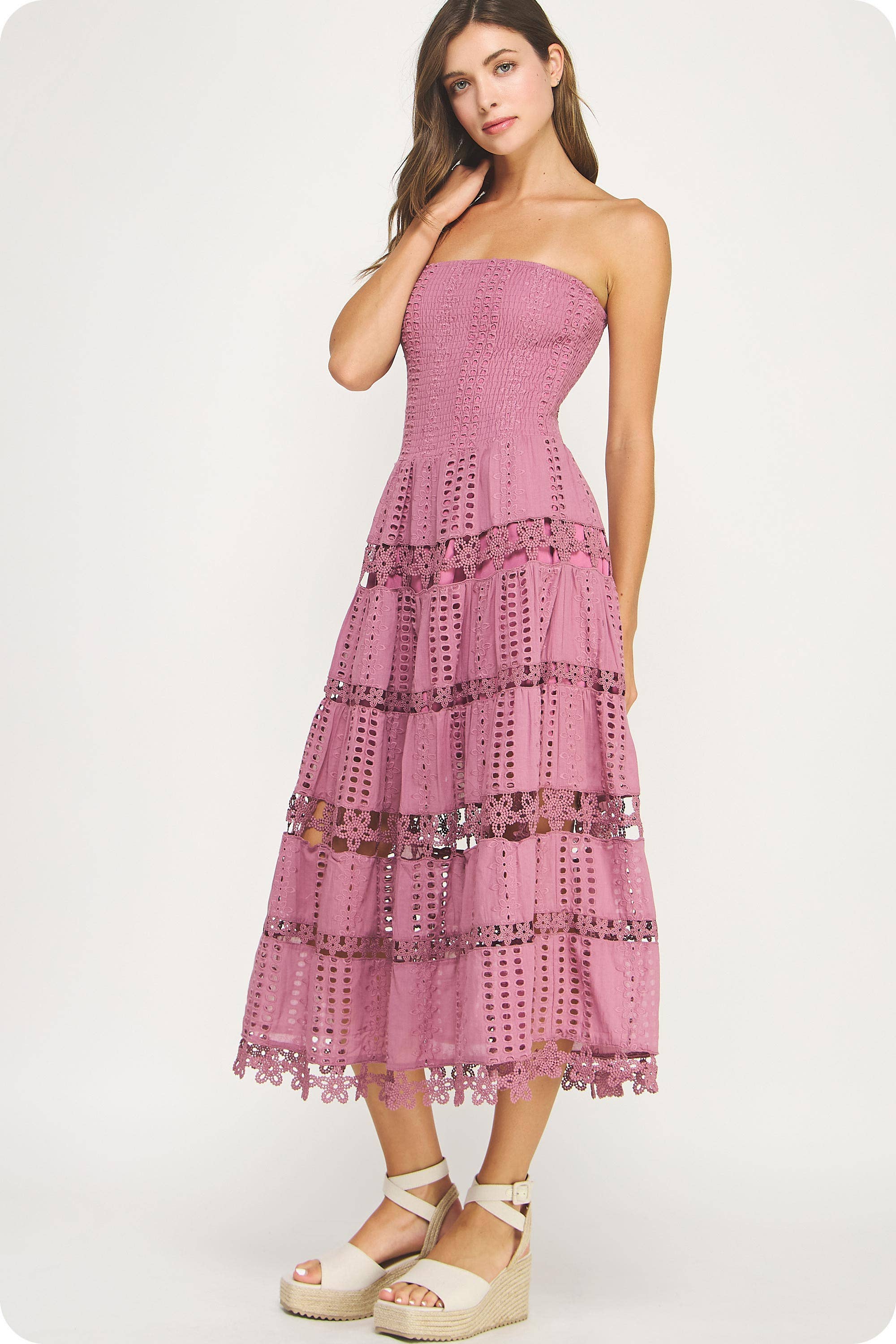 Strut & Bolt - Wholesale Jurk - Dames - Kanten kokerjurk met oogjes20