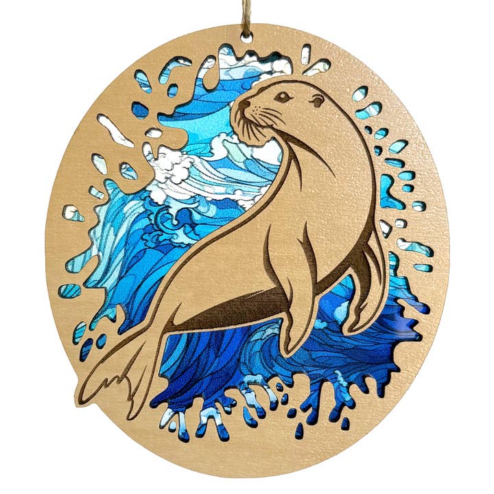 Ornement Lion de Mer, Ornement Animal Océanique pour la vente par Art by Sharell