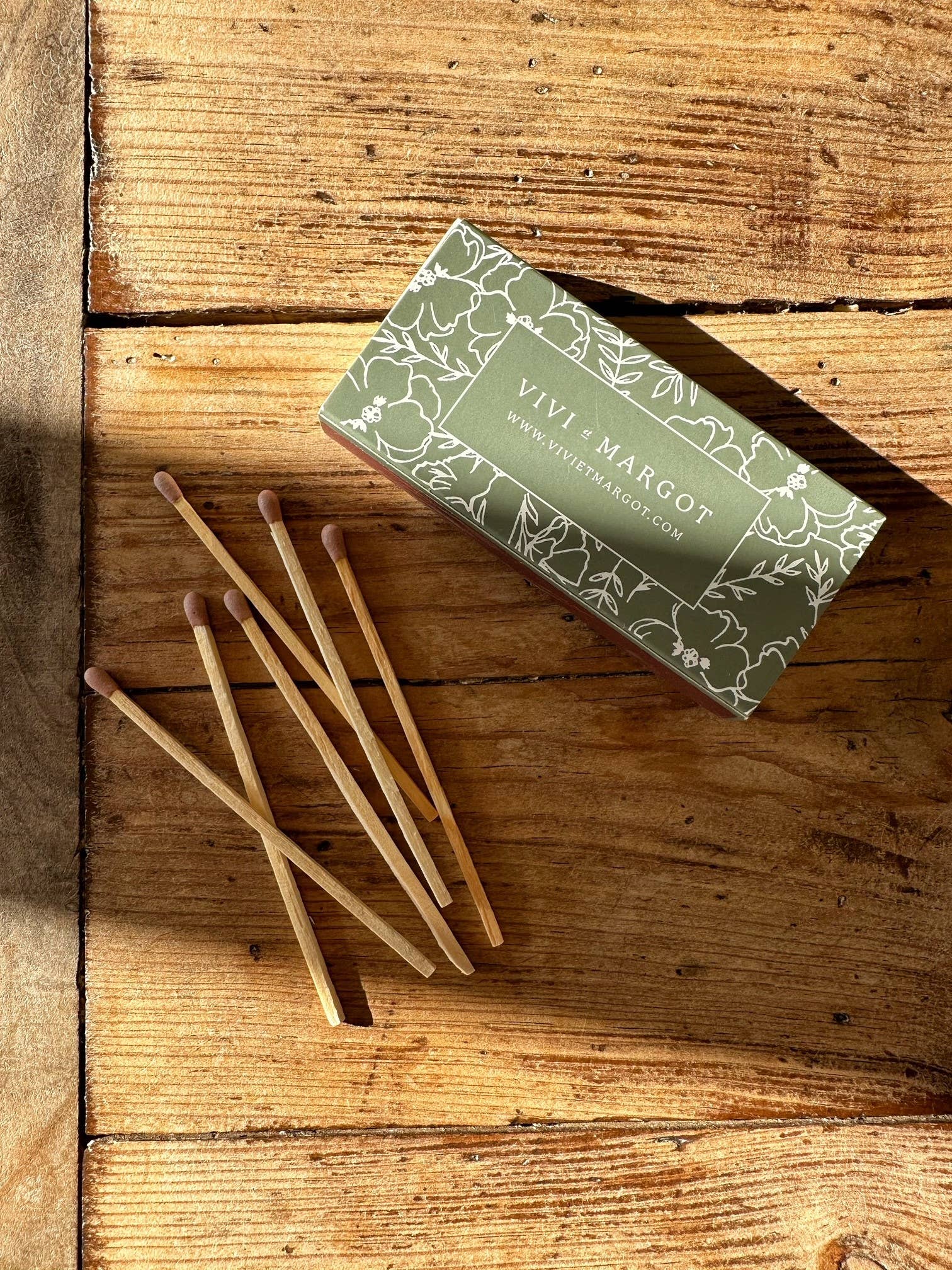 Vivi et Margot - Wholesale Matches - Vivi et Margot Matches1