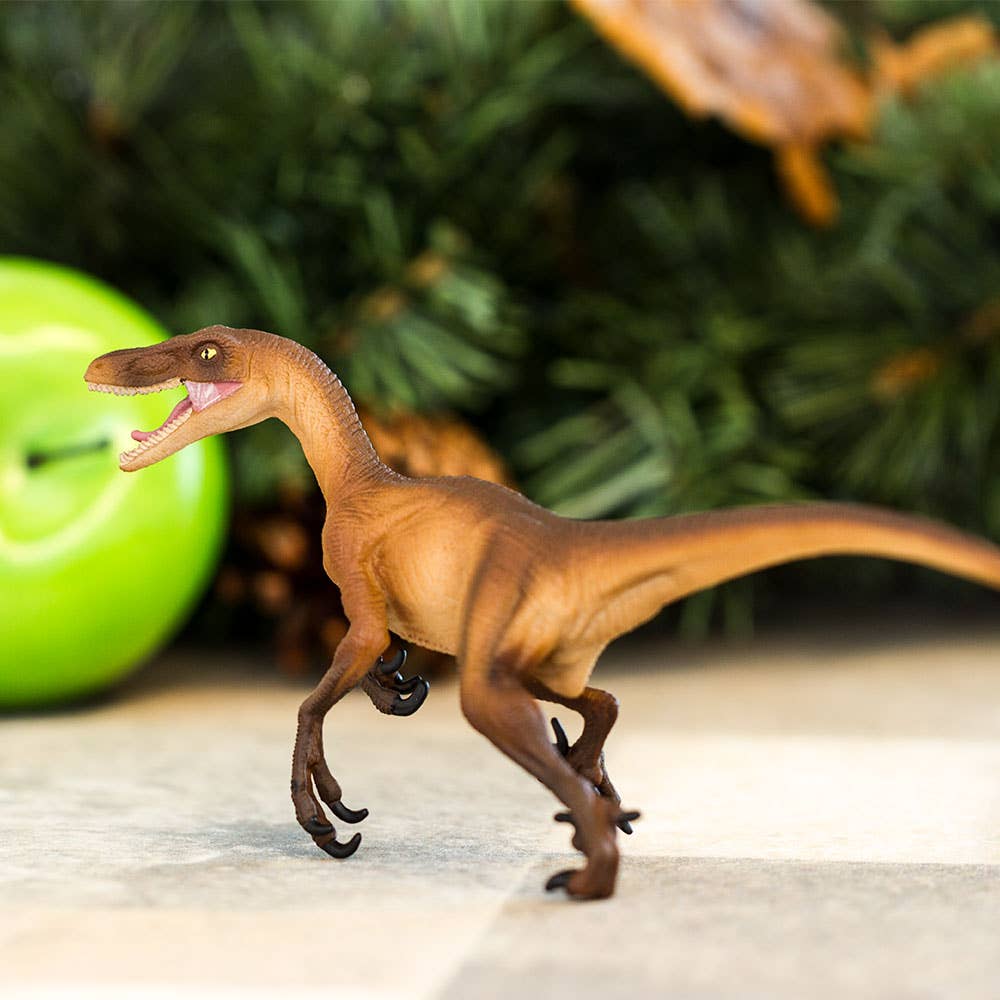 Safari Ltd. - Wholesale Figurine Toy - Kids - Velociraptor Figurine Toy - Kids4