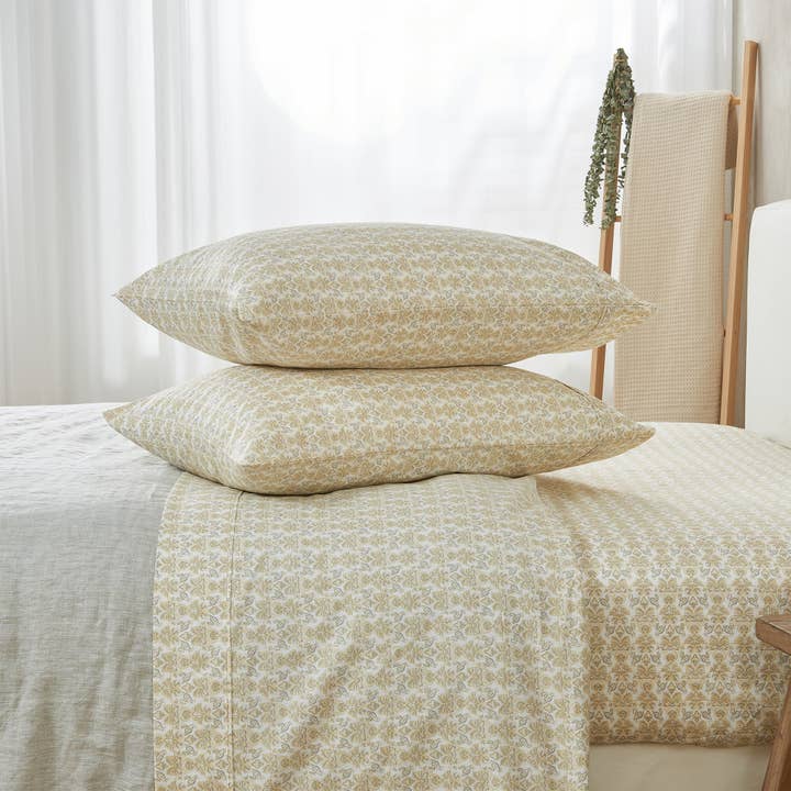 BH Collective - Wholesale Sheet Set - 100% Cotton Percale Floral Printed Cool & Crisp Sheet Set