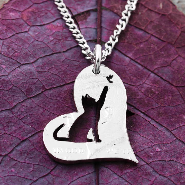 Kat og Kolibri Halskæde, Hjerteformet Smykke for engroshandel hos NameCoins