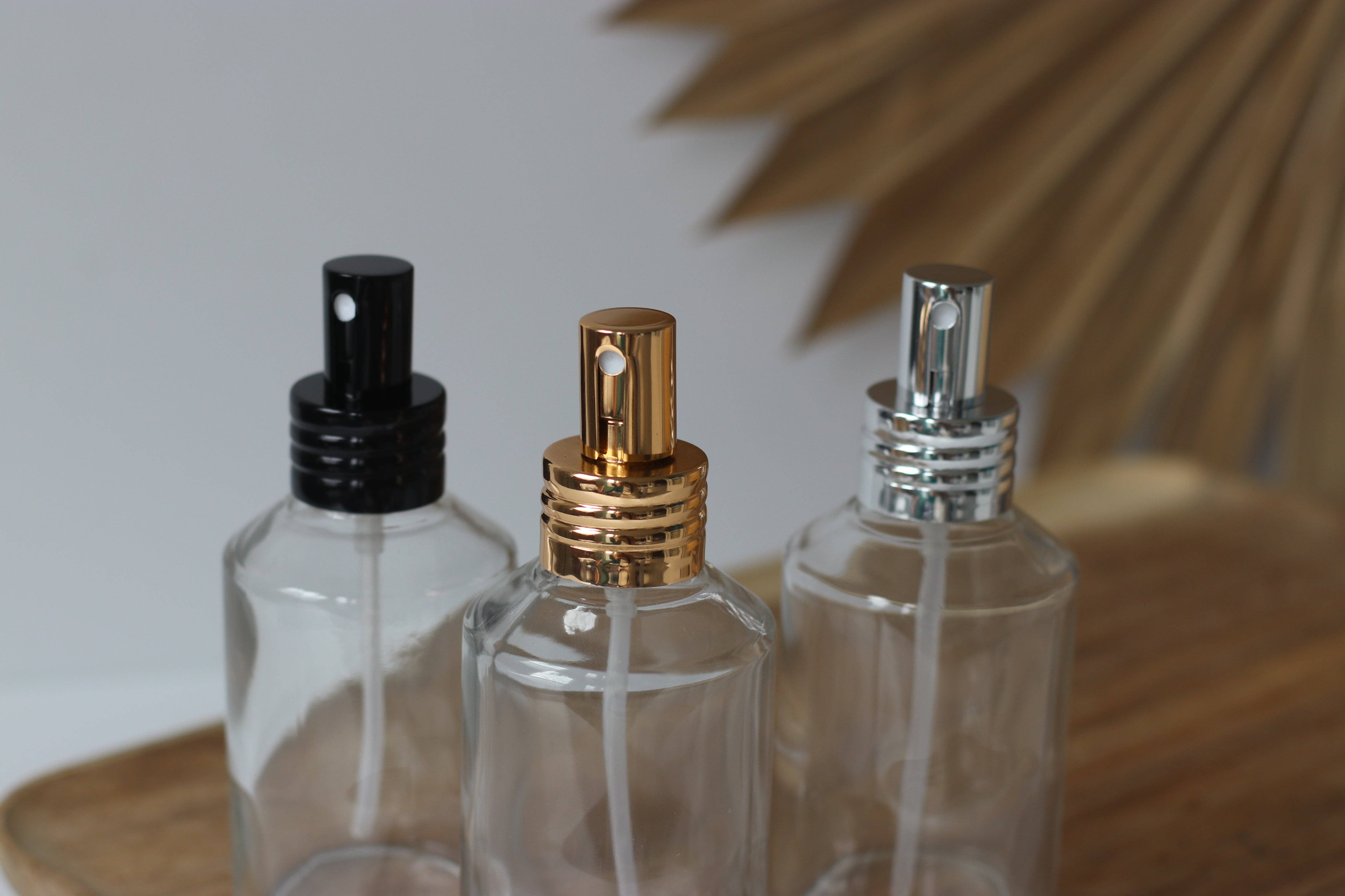 Nova Candle Co - Wholesale Spray Bottle - Black Glass 4oz Spray Bottles2