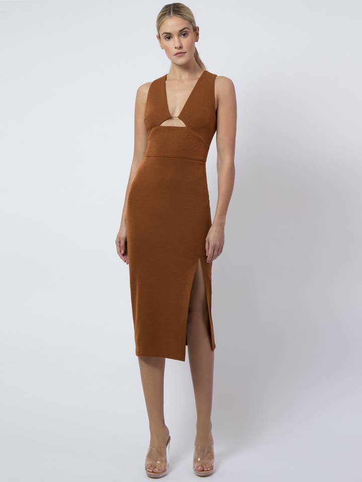 Abito longuette Wolfe con scollo profondo per la vendita all'ingrosso da parte di AQ/AQ