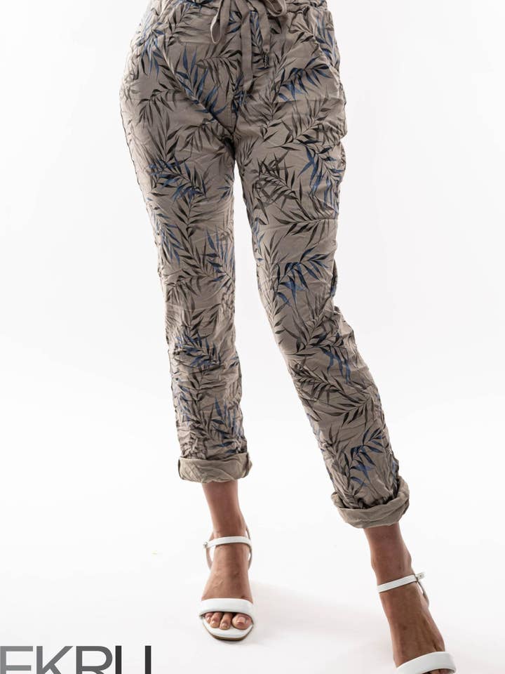 SS25 - PANTALÓN DE VIAJE ARRUGADO (PT880-40) FLORAL para venta al por mayor de LINEN LUV