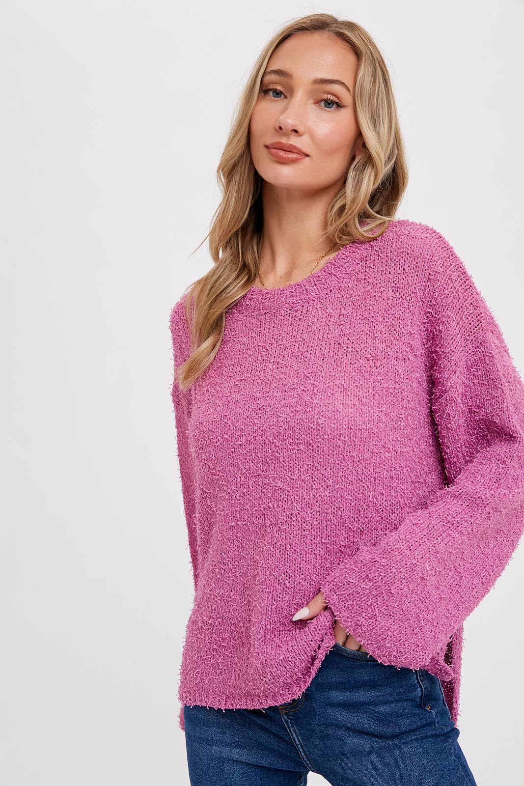 Bluivy – Engroshandel Pullover - Dame – Let boucle-pullover med boxy pasform1