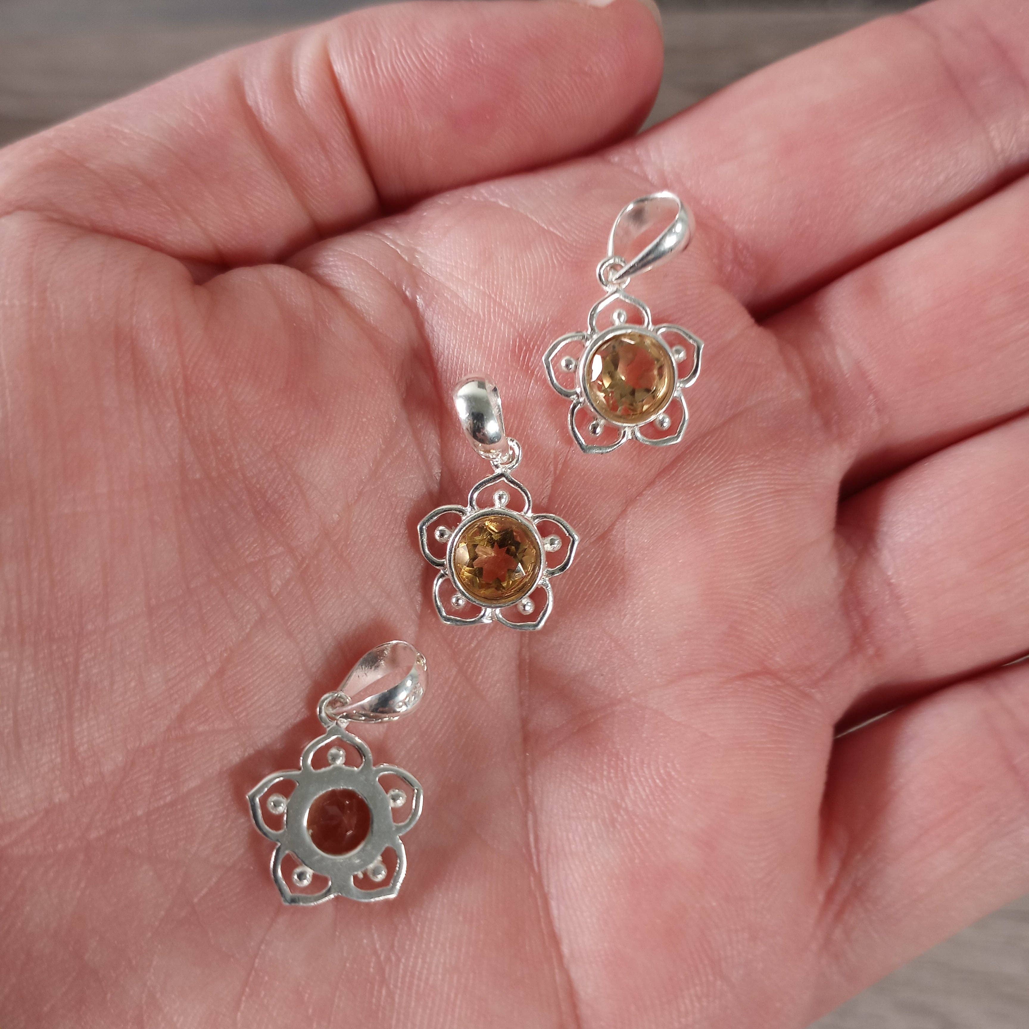 Keystone Crystals - Vente Breloques/médailles personnalisées - Pendentif à breloques en forme de fleur en argent sterling6