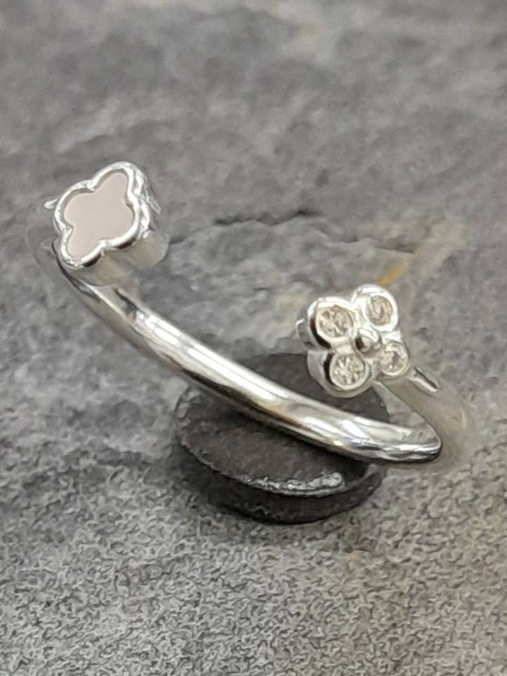 SR103B - MOP & CZ DOPPELBLUMENRING für den Großhandel von Bluelily925silver