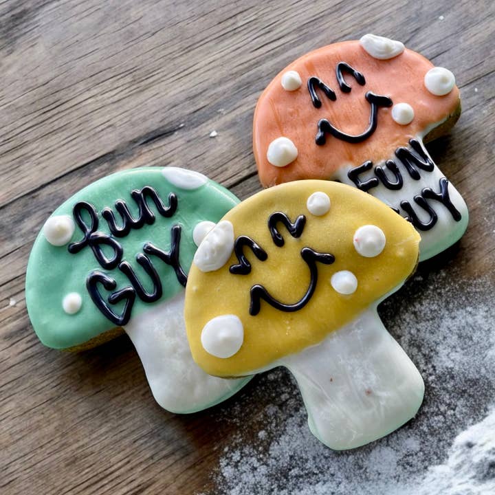 YumYum4DOGS - Wholesale Pet Treats - Dog - Fun-Guys Mushroom dog treats