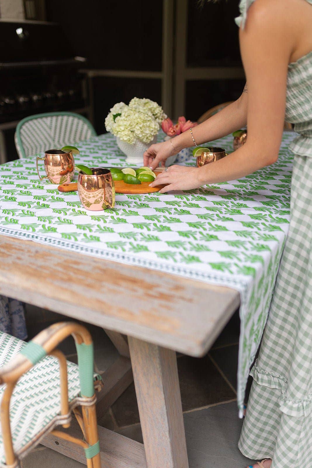 Mended - Wholesale Tablecloth - Table Throw - Palmetto, Evergreen & Vine1