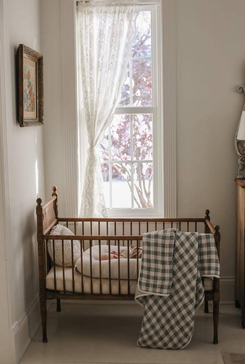 Ellie and Layne - Wholesale Bedding blanket – Kids & Baby - Evergreen Gingham QUILTED 6 Layer Gauze Blanket3