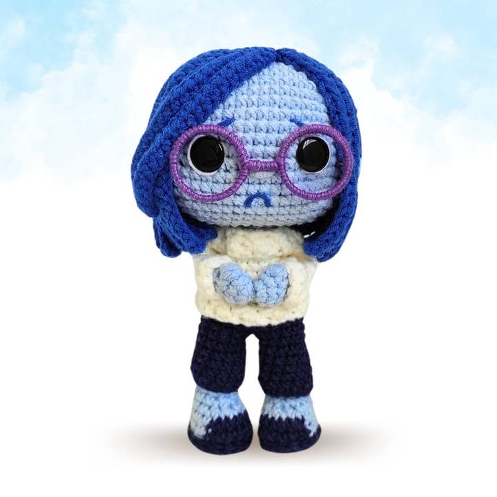 Sadness Crochet, poupée Amigurumi faite à la main, Funko Pop Crochet pour la vente par TOMOPOD LLC