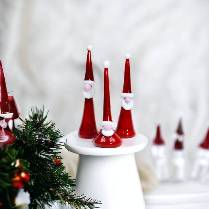 Via Graceffo - Wholesale Christmas Decoration - Murano Glass Gnome Santa Figurines - Set of 3