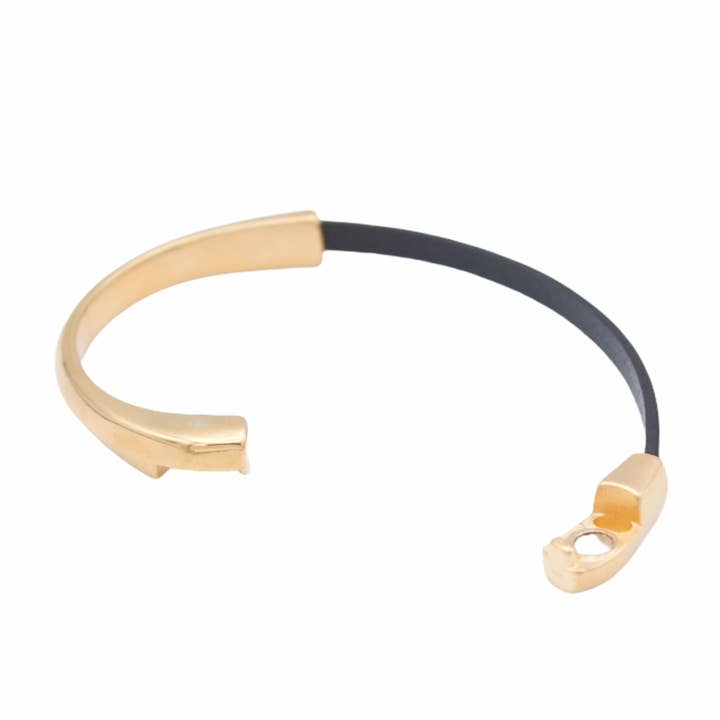 Araracuara - Wholesale Bangle Bracelet - AMACAYACÚ leather bracelet (gold) with magnetic clasp21