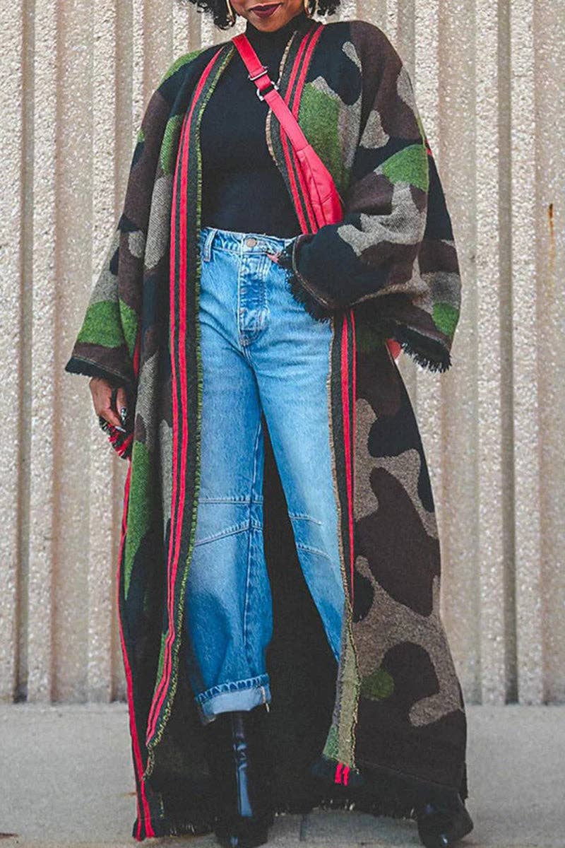 Mccolin - Wholesale Poncho - Women's - Statement Striped Pattern Poncho1