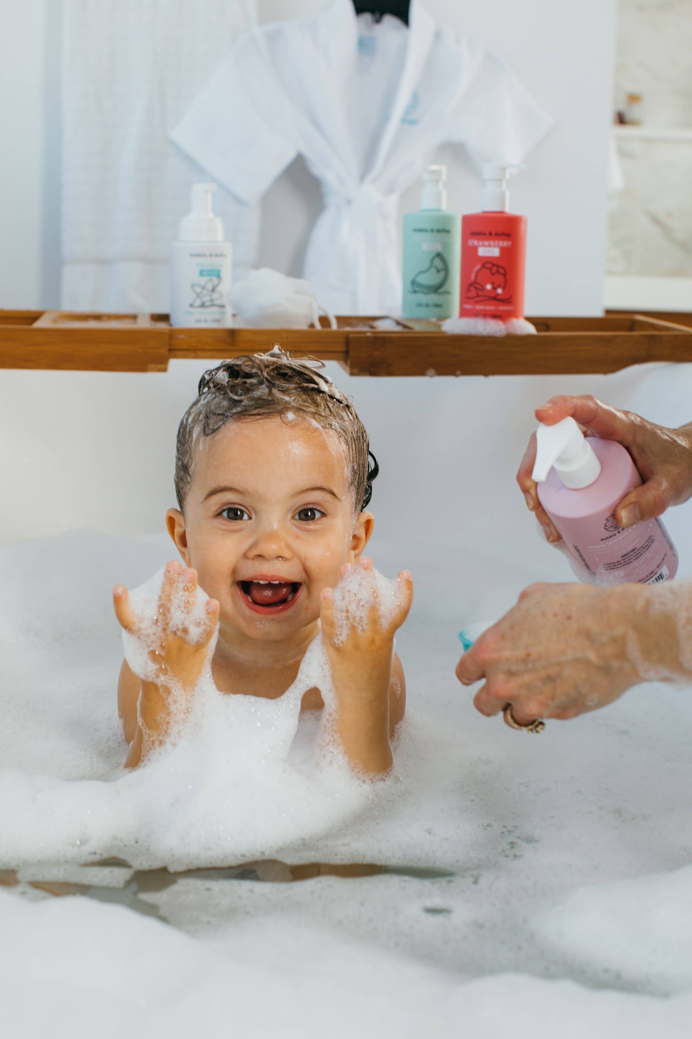 Dabble & Dollop® - Wholesale Body Wash/Shower Gel - Kids & Baby - All-Natural Coconut Shampoo, Body Wash & Bubbles3