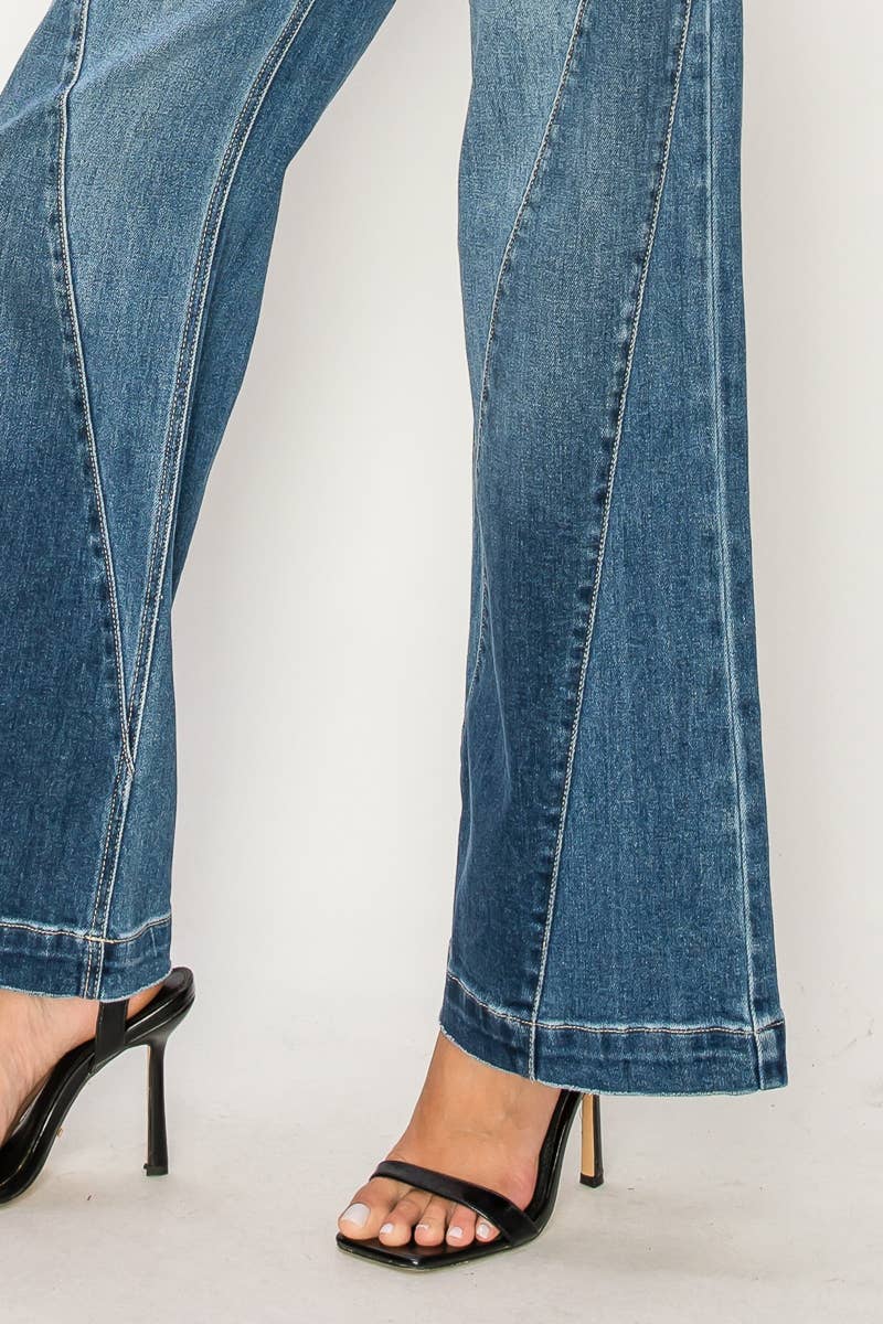 MEDIUM HIGH RISE RELAXED FLARED LEG JEANS for wholesale on Faire6