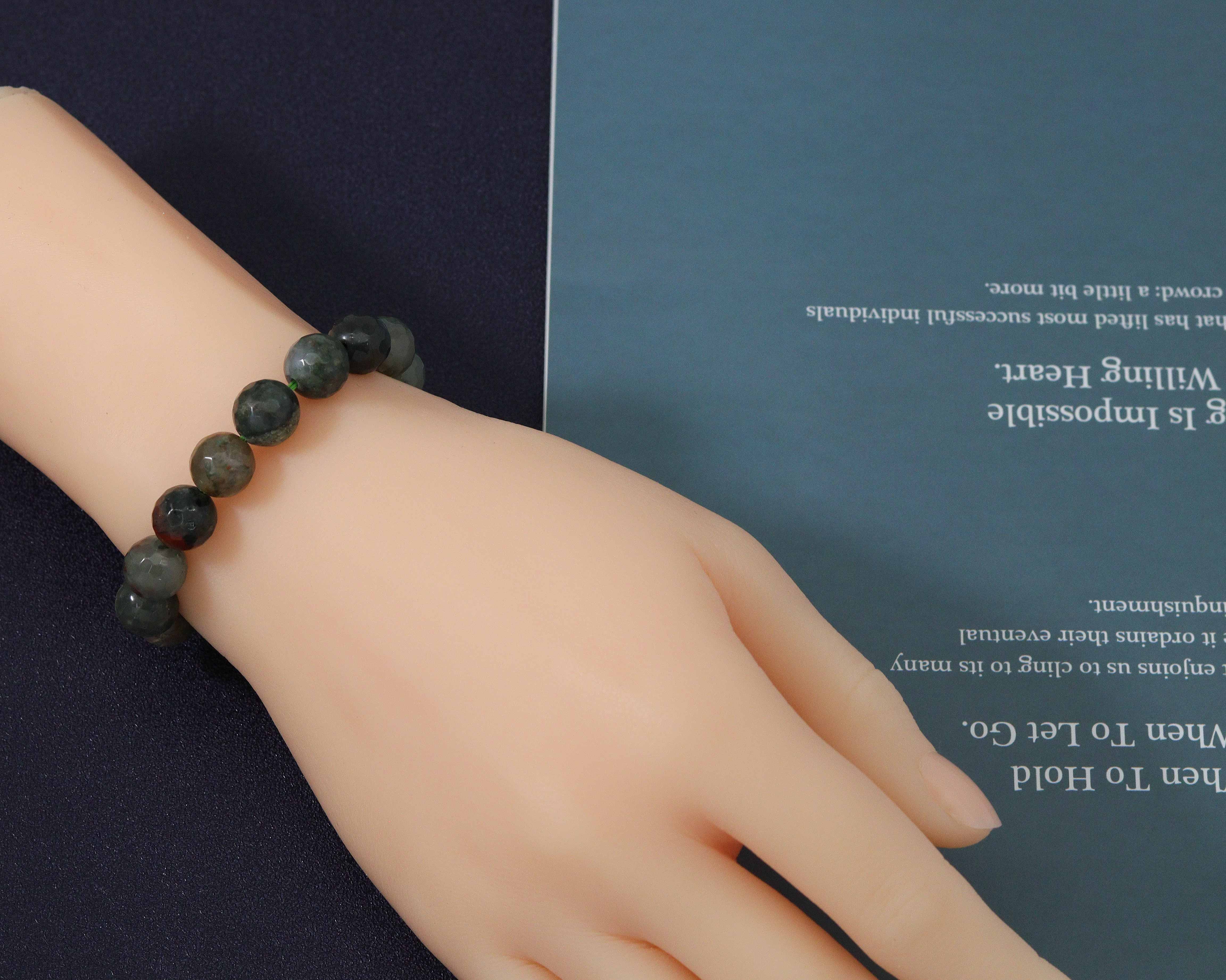 BestBeads&Beyond - Vente Bracelet de perles - Bracelet extensible à facettes rondes en pierre de sang, Sku #EF1122