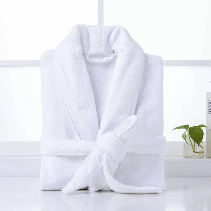 VewoTex - Wholesale Robe - Women's - Premium Women's Bathrobe Eden » Women's Bathrobe » Dense Coral Fleece 350 g/m² » Sauna Robe with Pockets and Cuffs » Women's Dressing Gown 96 cm Long » Cream White2