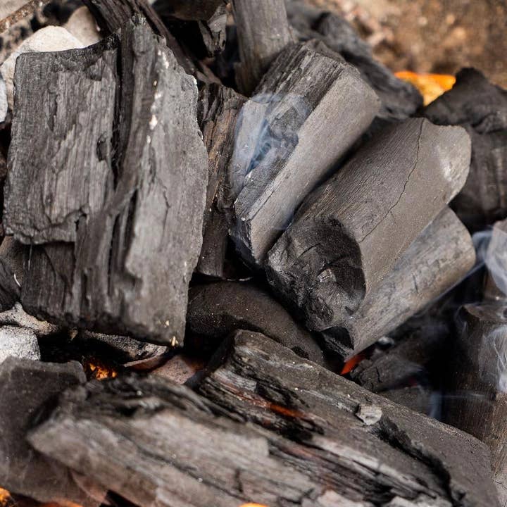 Thaan Charcoal - Wholesale Charcoal - Thaan Large Oak Lump Charcoal 7.7LB bag3