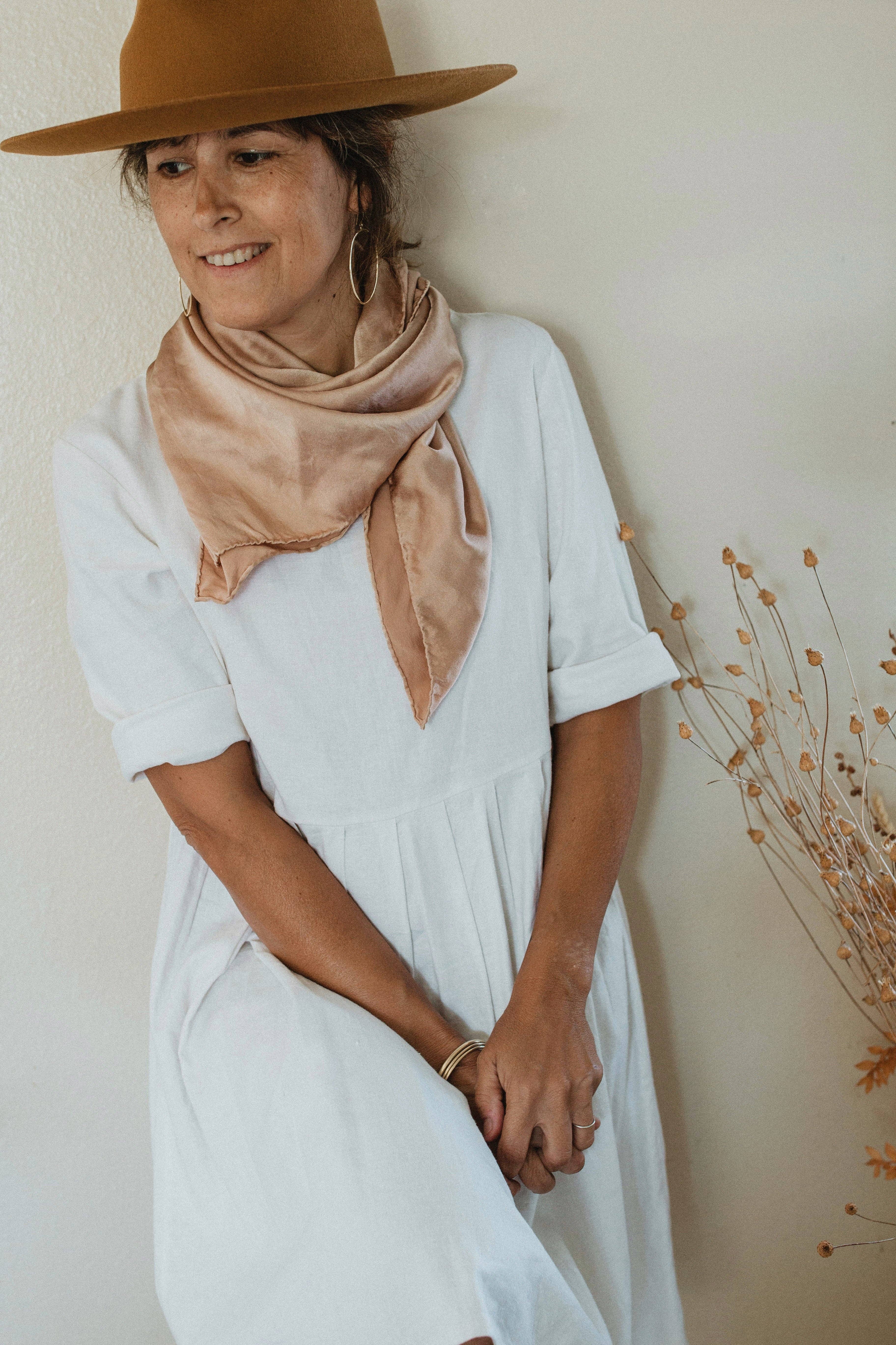 Eloise et moi - Wholesale Scarf - Women's - Naturally dyed charmeuse silk scarf3