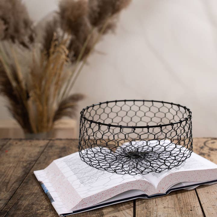 Foreside Home & Garden - Wholesale Basket - SALE - Barric Chicken Wire Farmhouse Black Basket Fall Decor