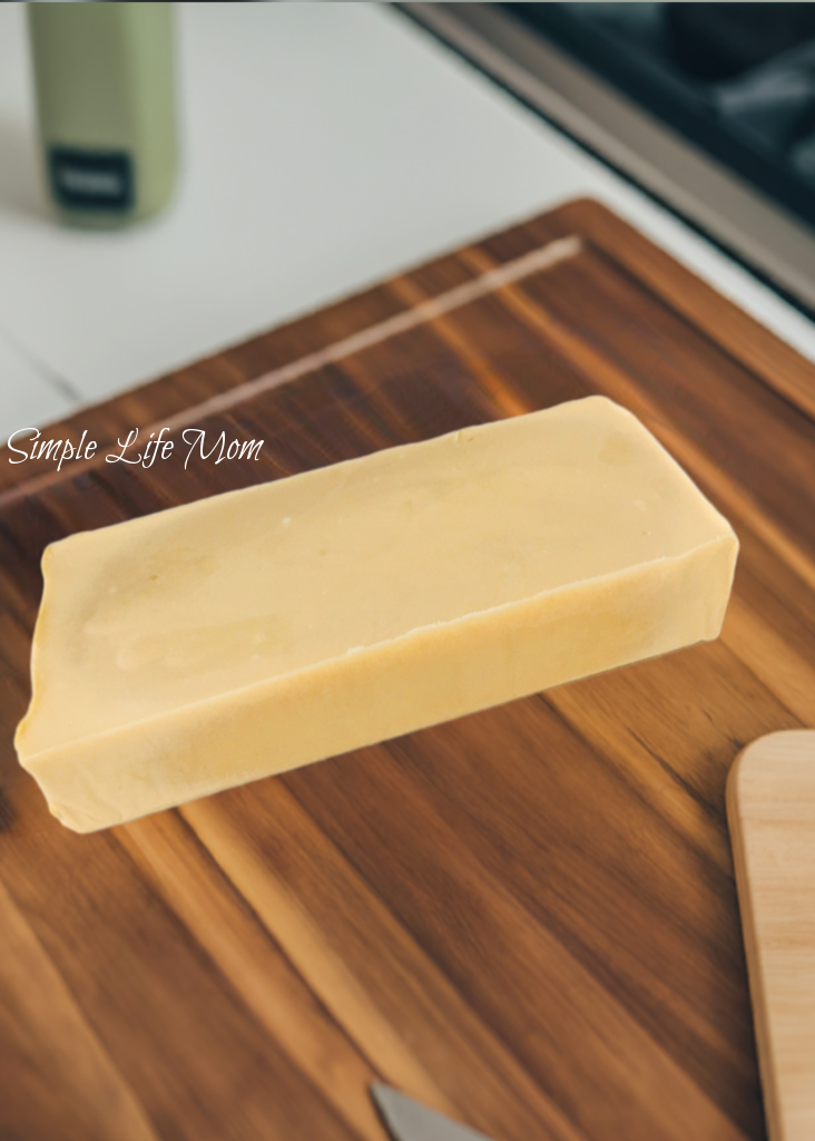 Simple Life Mom – wholesale Tvål – SMÄLT & HÄLL TVÅLBAS - ren, naturlig, handgjord, kallprocessad tvålbas för schampo för kroppstvålar.1