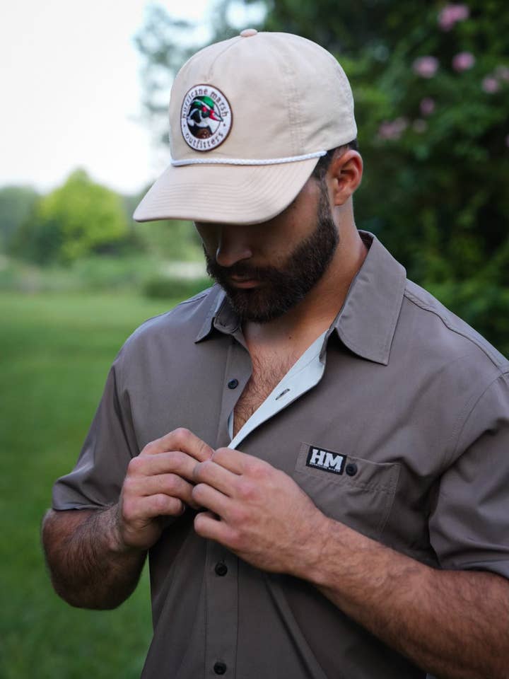 Hurricane Marsh Outfitters - Vendita all'ingrosso Camicia button down - Uomo - La Camicia Marrone Terra Performance con Bottoni4