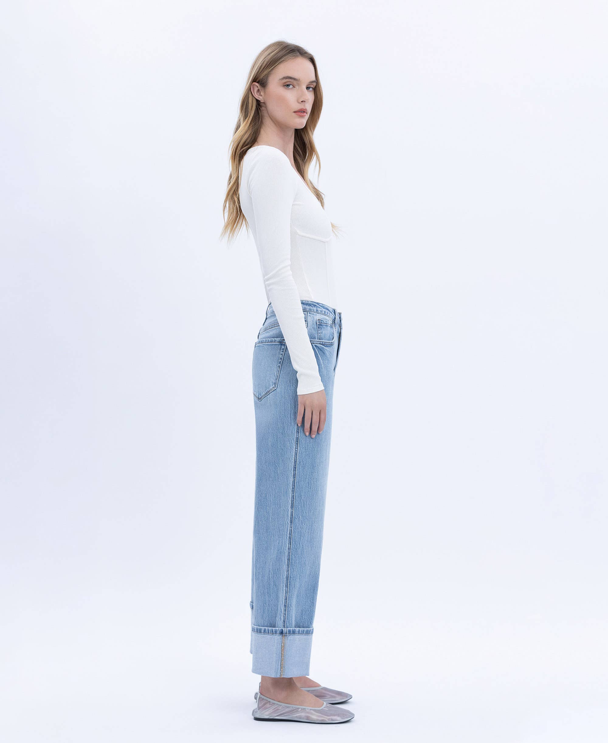 ENRAPTURE SUPER HIGH RISE CUFFED BAGGY STRAIGHT JEANS T6513 for wholesale on Faire5