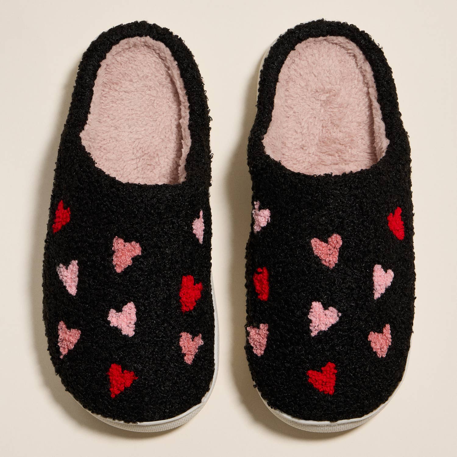 Frem - Venta al por mayor Zapatillas para casa - Mujer - Zapatillas de Casa Chic con Múltiples Corazones para Regalo de Navidad2