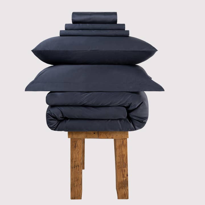 Grijs Grand Splendour LUXE grafietgrijze beddengoedset van 800 draaddichtheid van Egyptisch katoen voor groothandel op Faire