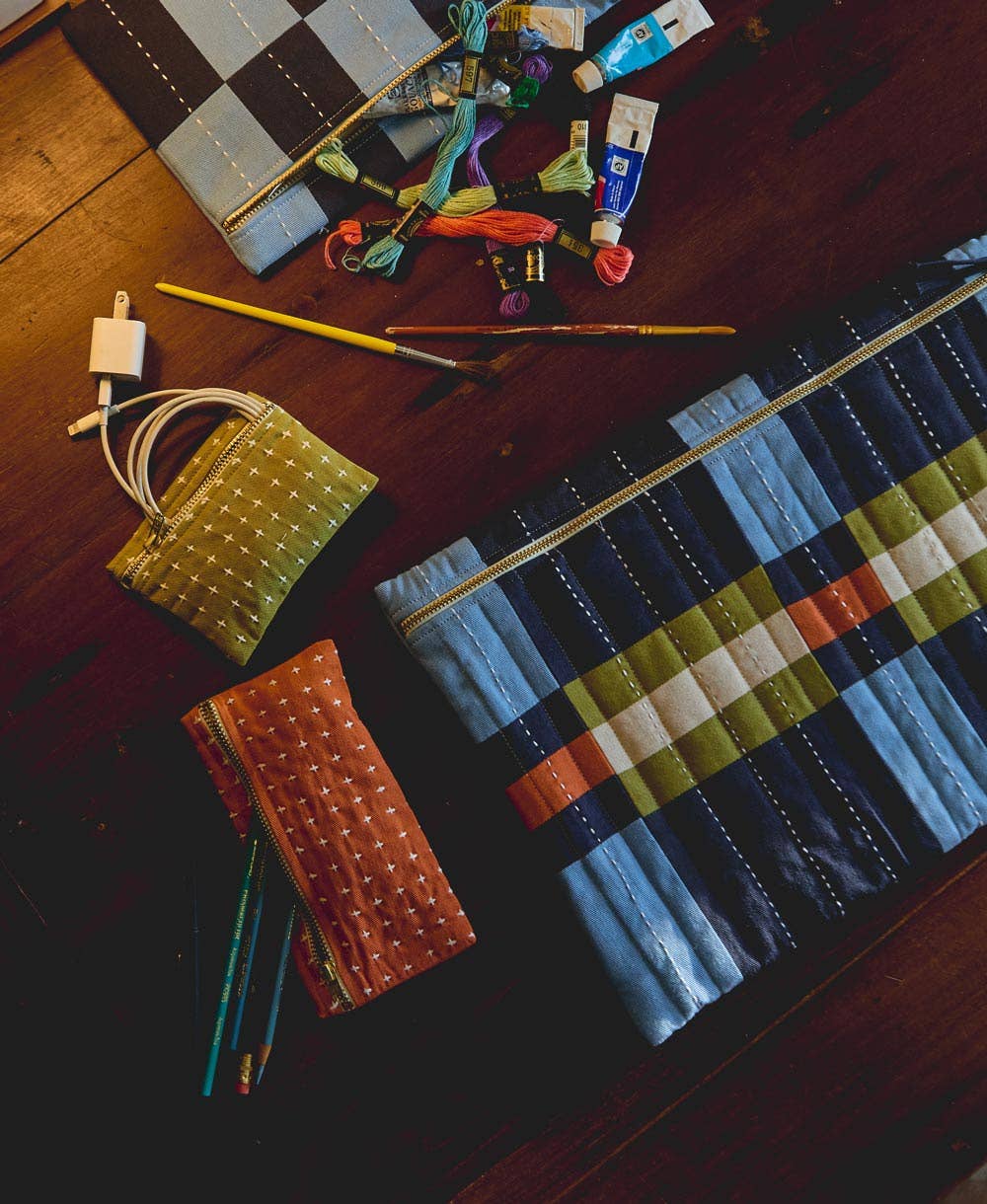 Anchal – wholesale Laptop/tablet case – Women's – Lattice Laptop Sleeve2