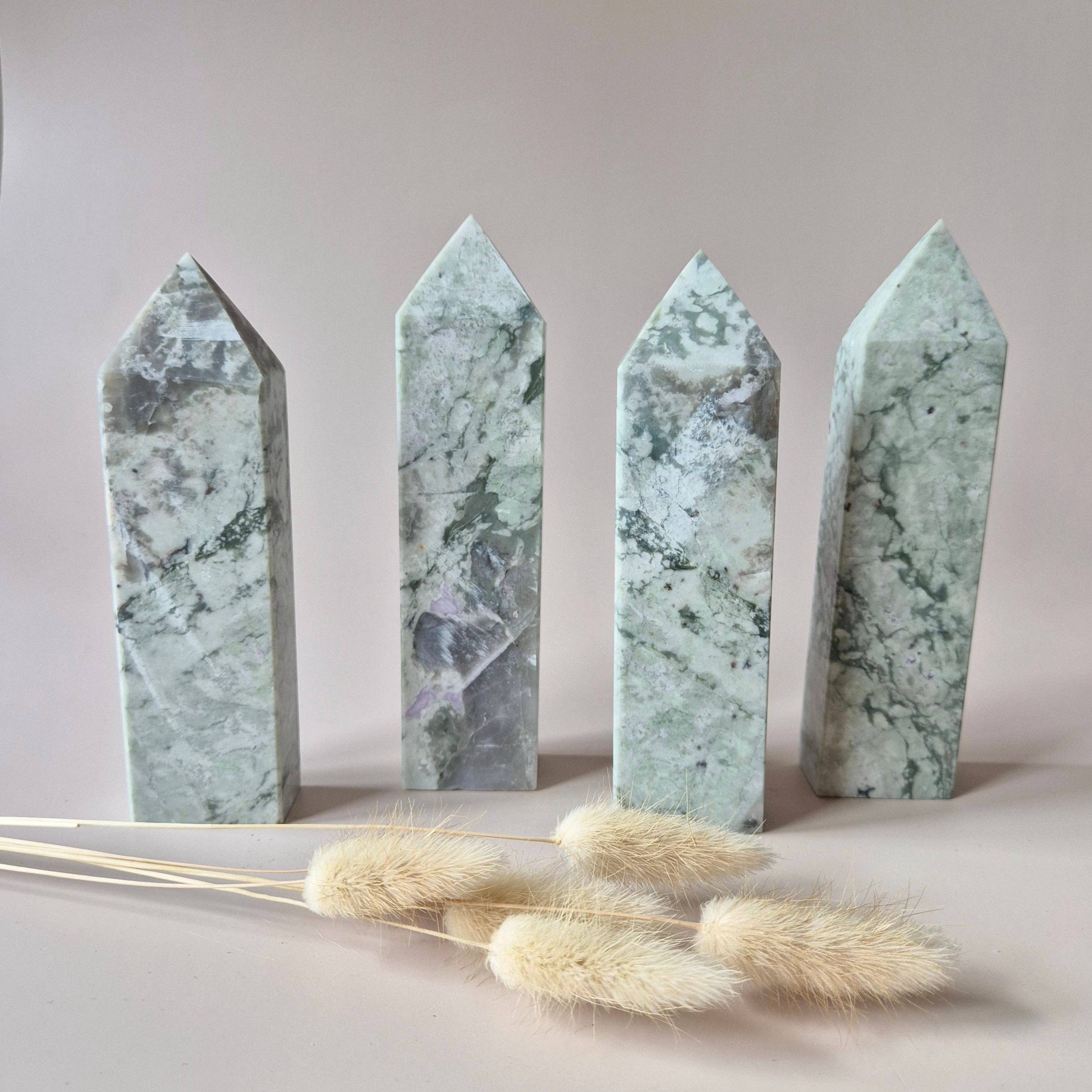 Moonlight Gemstones - Wholesale Spiritual Stone/Crystal - Hackmanite Gemstone Tower – clarity, energetic protection & spiritual stillness1