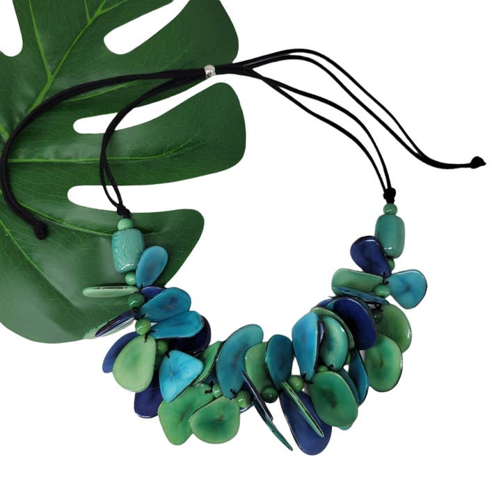 Organic jewelry by Allie - Wholesale Beaded/Pearl Necklace - Maui Hawaiian petals necklace many colors1