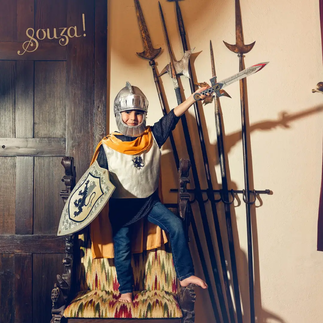 Speedy Monkey - Wholesale Cape - Kids - Ramon Knight Costume for Kids - Carnival & Fest (sz 5/7 yrs)2