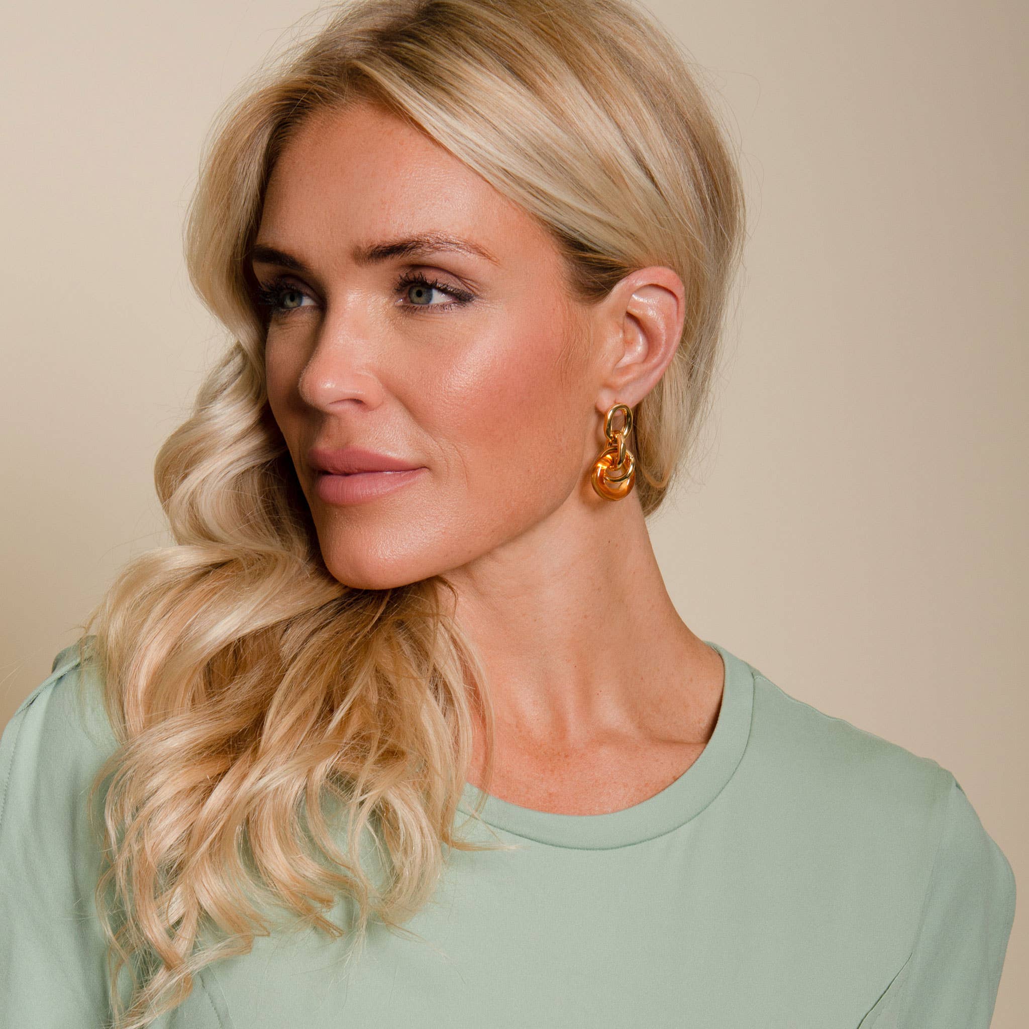 Elsie & Zoey – Brincos de argola por atacado – Promoção - Brincos Sienna Circle Link Drop4