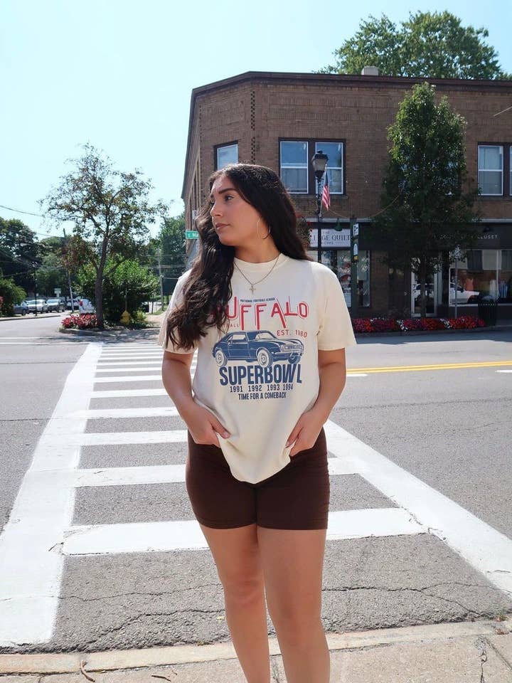 TheKingShirt - Wholesale Graphic Sweatshirt - Women's - Vintage Buffalo Bills Mafia Football Josh Allen Retro Shirt2