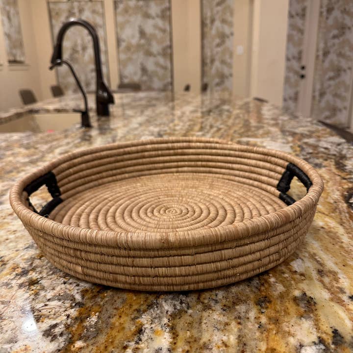 The African Home Goods - Wholesale Serving Tray - African Basket Rwanda Woven Serving Tray Tan With Black