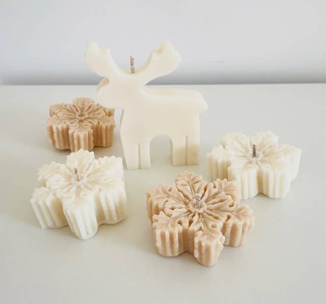 Sweet-Deco Creative - Wholesale Novelty Candle - Hand cast snowflake candle2