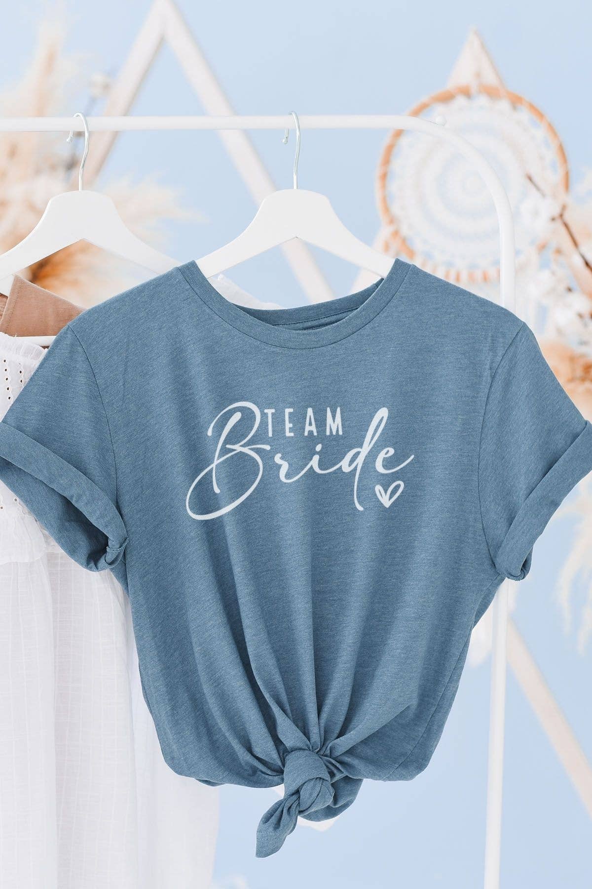 Bella Me – wholesale T-shirts med screentryck – Dam – Team Bride grafisk Tee3