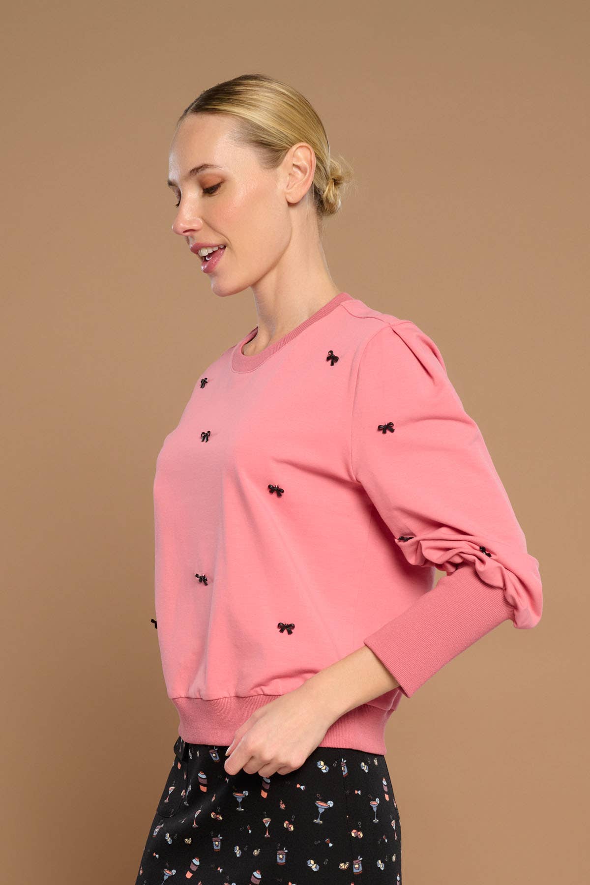 rouge SWEATSHIRT ROSE en vente sur Faire1