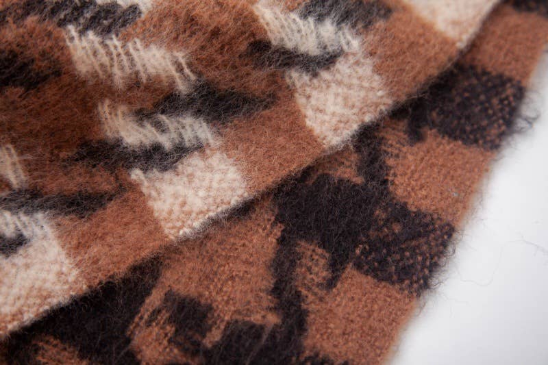 Adorro - Wholesale Scarf - Women's - Soft Two Tone Houndstooth Chunky Fleece Oblong Tassel Scarf9