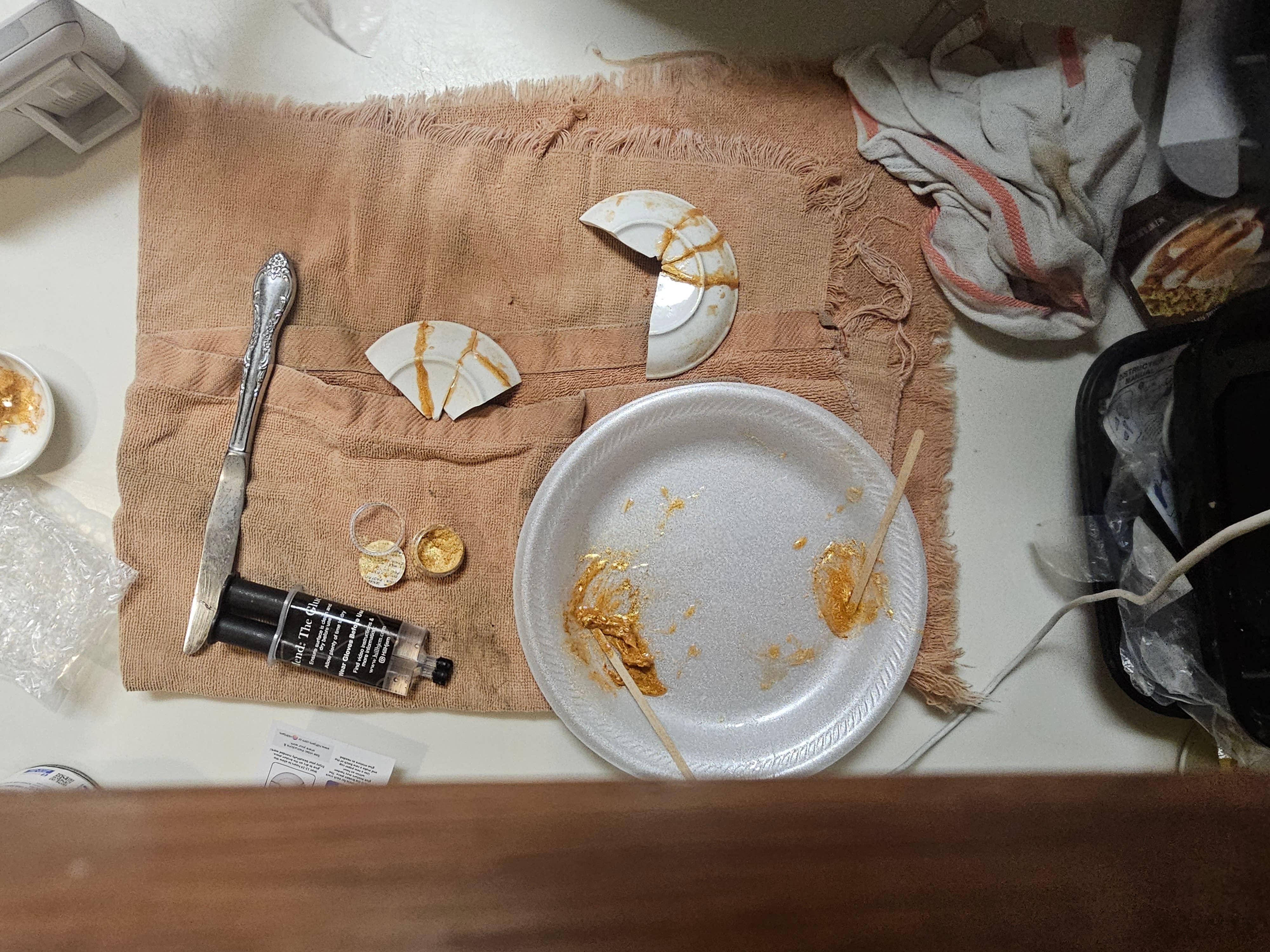 Hill Hjem - Vente Kit de bricolage - Kit de réparation Kintsugi doré - Sécuritaire pour les aliments10