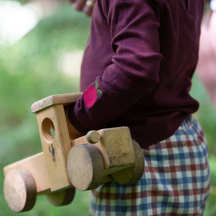 Brown Teddy Bear Applique Long Sleeve T-Shirt for wholesale on Faire9