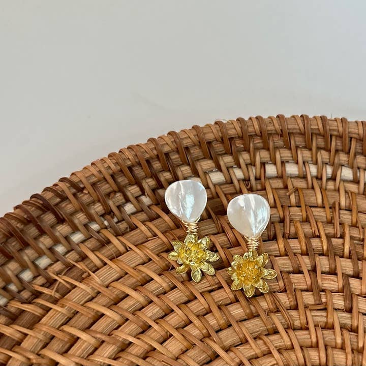 Sidebar Designs - Wholesale Dangle Earrings - Earrings - The Lillian3