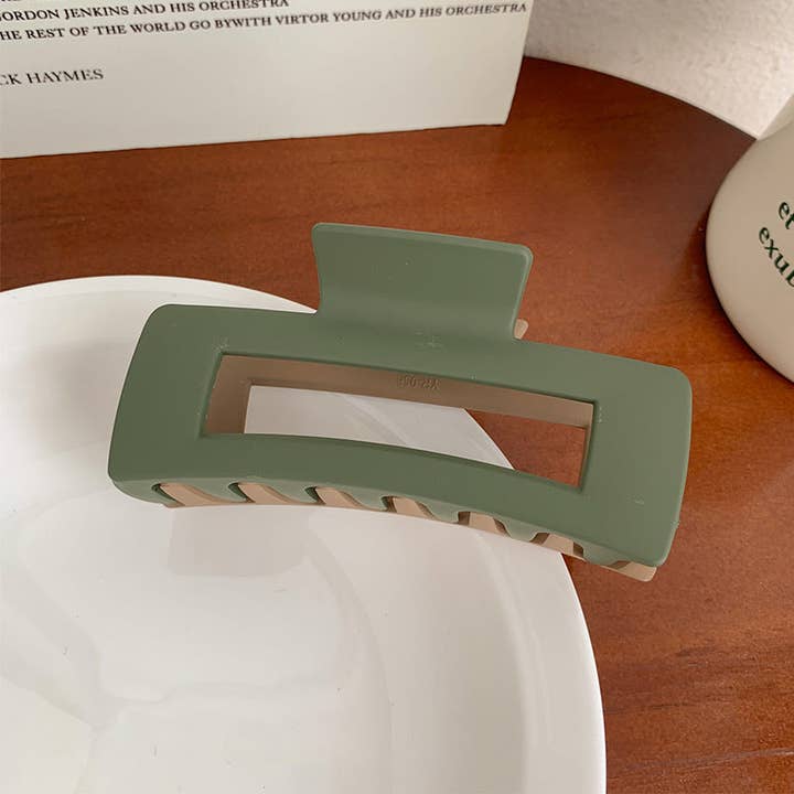 AK Brand - Wholesale Hair Clip - Women's - Dual Colored Jumbo Acrylic Hair Claw2