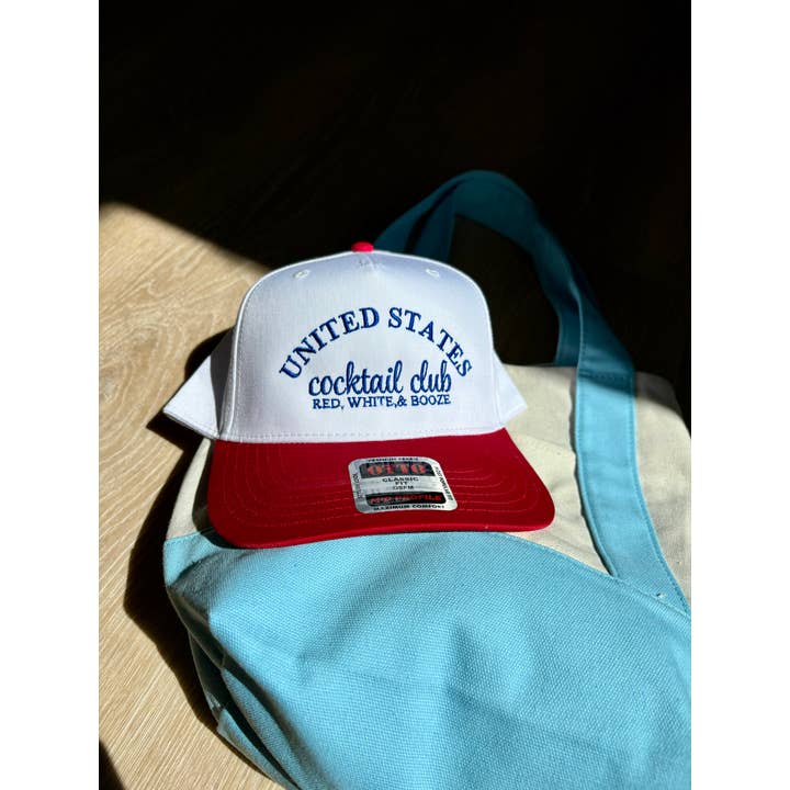 The Vaulty - Wholesale Trucker Hat - Unisex - United States Cocktail Club Trucker Hat