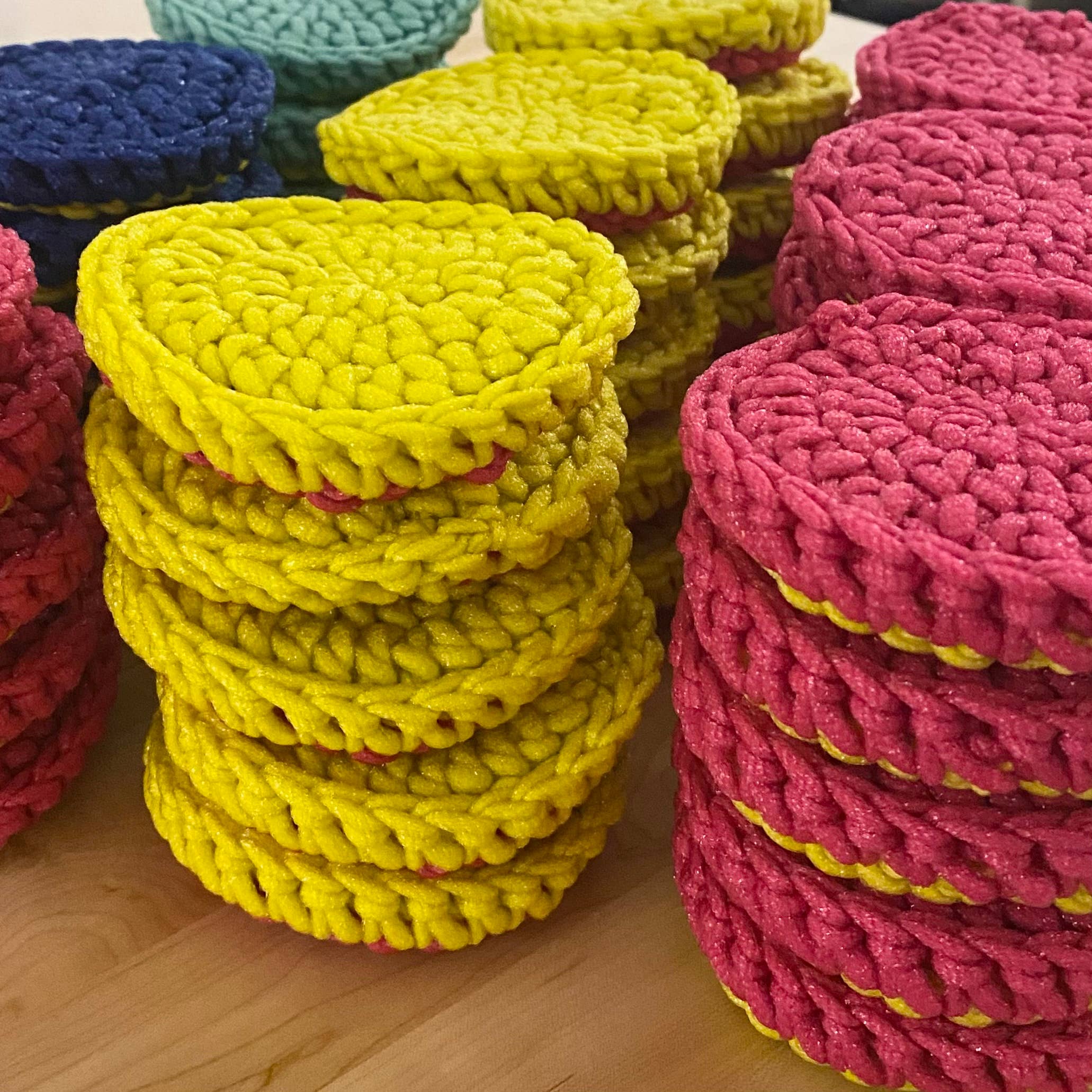 Modern Knot Studio – Großhandel Reinigungsschwamm – Dish Scrubby1