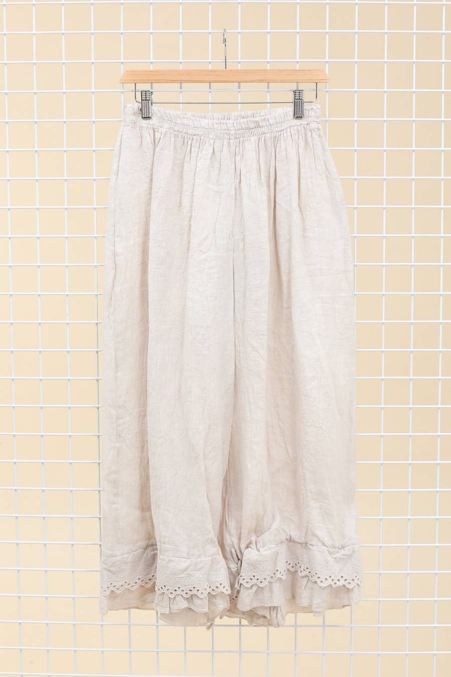 la maison des fibres naturelles - Wholesale Broek - Dames - Elegante broek met opengewerkt borduurwerk 9204 van 100% linnen12