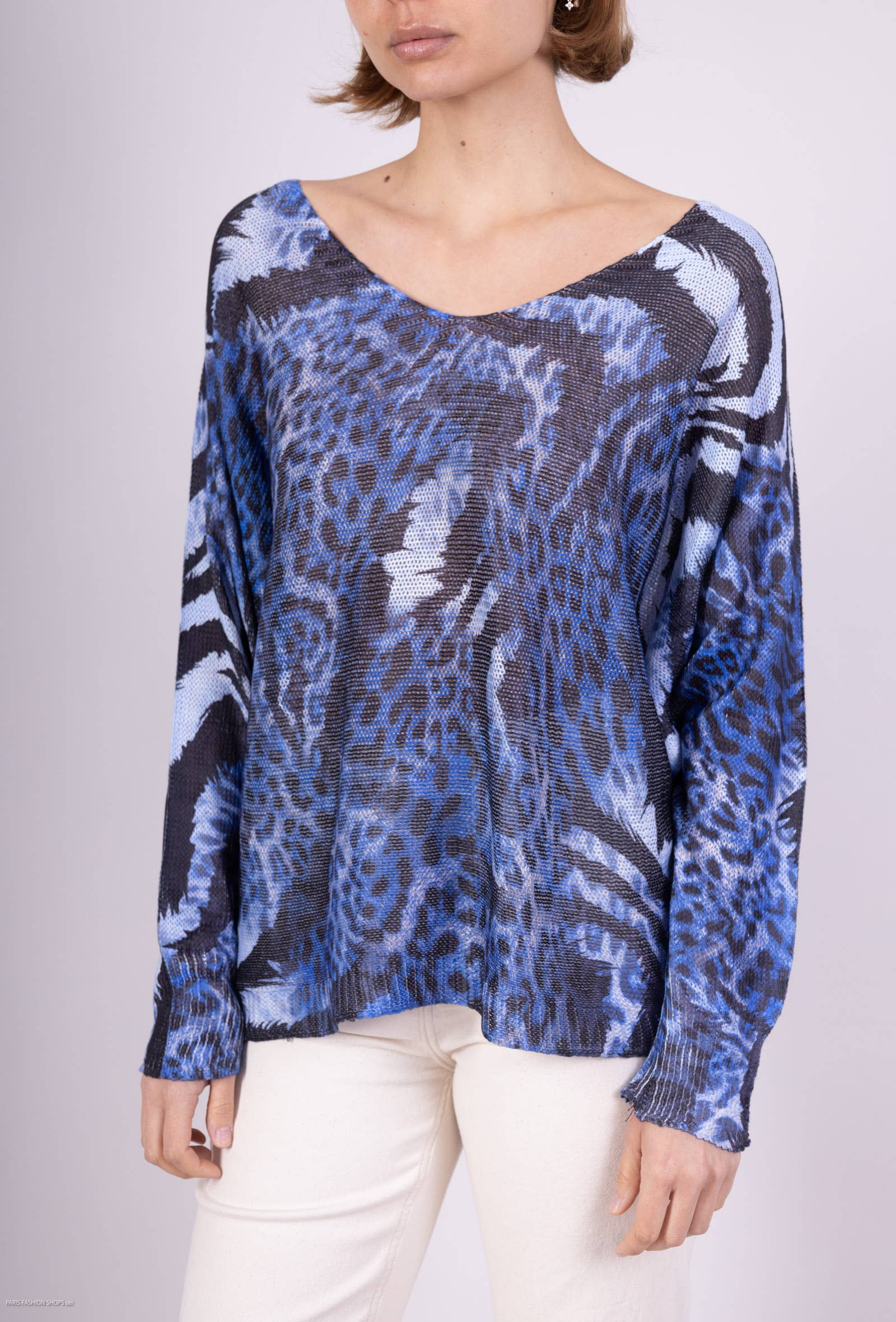 L'Emotion - Wholesale Blouse - Women's - Bat Sleeve Animal Print Large Knit T-Shirt4